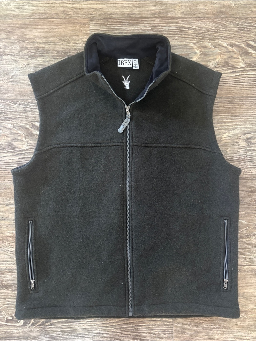 Ibex Charcoal Black Vest Thick 100% New Wool Men's Size XL